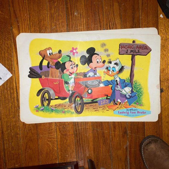 Set of 4 Vintage 1961 Assorted Laminated Disney Placemats Mickey Mouse - Picture 4 of 4